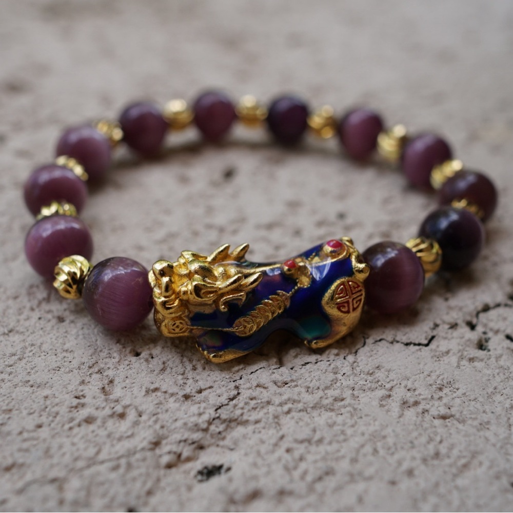 Cat eye beaded bracelet